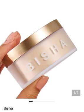 ISH Translucent Setting Powder in Rose Gold Box